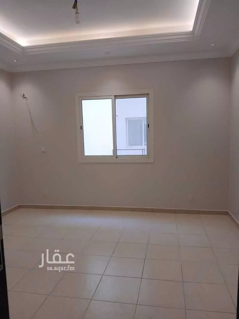 شقة 4 غرف في الورود 3