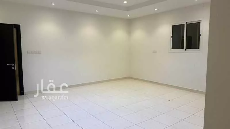 فيلا 10 غرف في النرجس 4