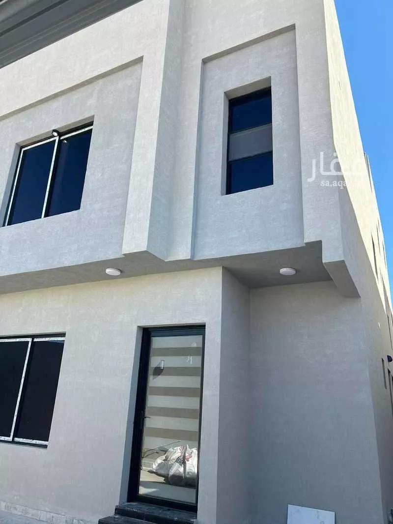 7 bedroom villa in Dahiat King Fahd 4