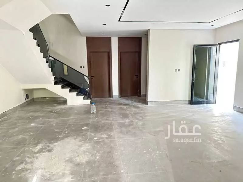 6 bedroom villa in Dahiat King Fahd 15