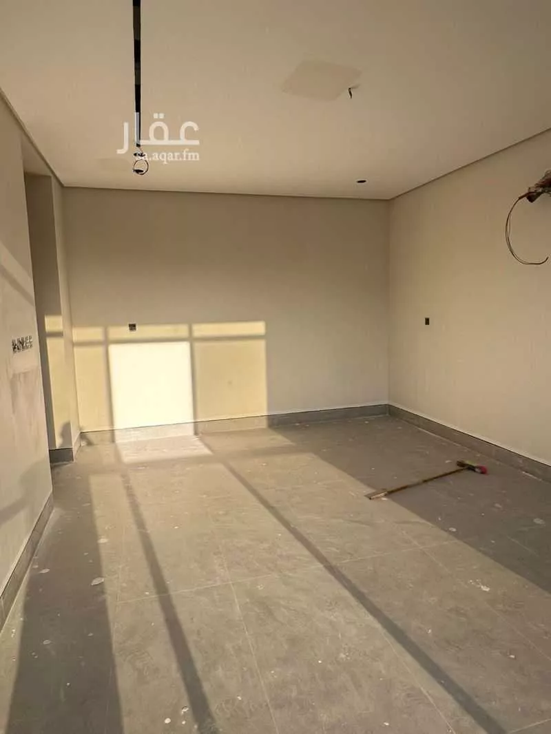 6 bedroom villa in Dahiat King Fahd 5
