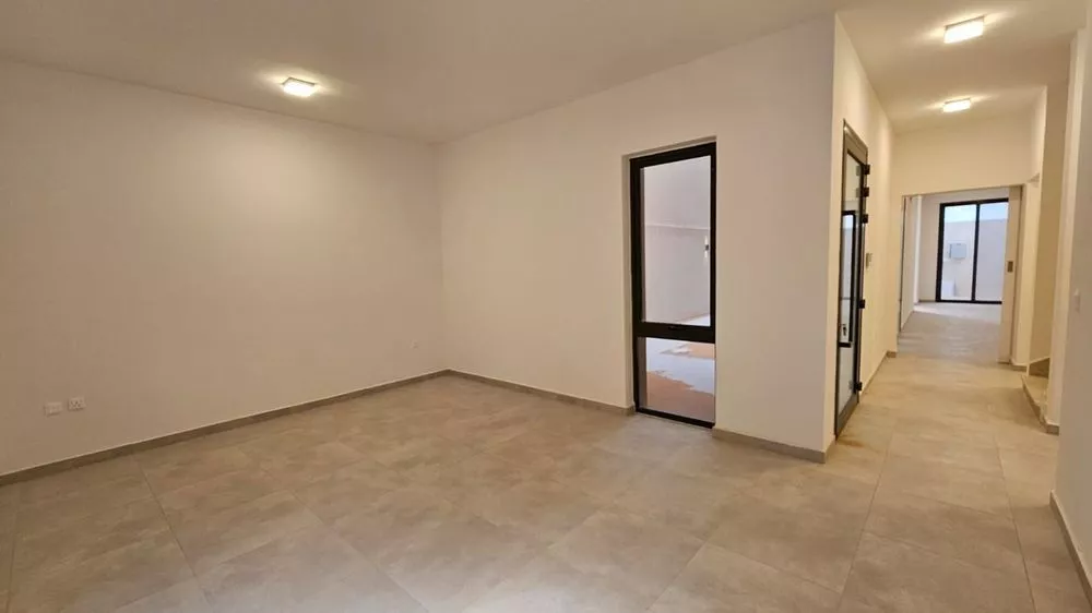 5 bedroom villa in Al Narjis 11