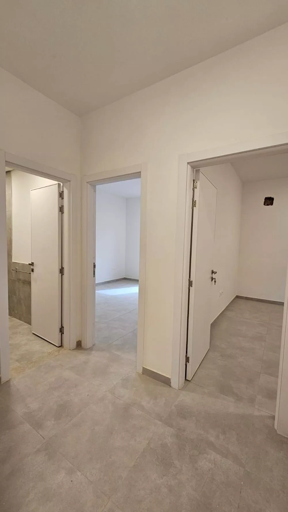5 bedroom villa in Al Narjis 26