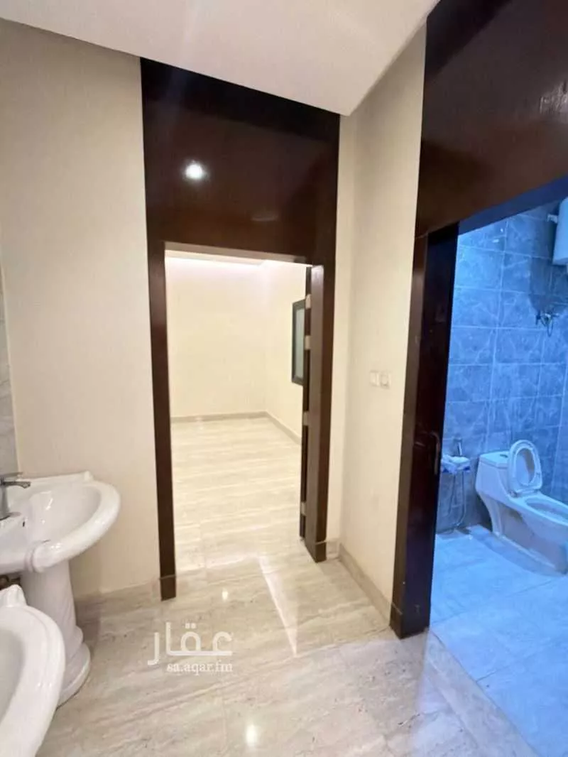 فيلا 7 غرف في القادسية 9