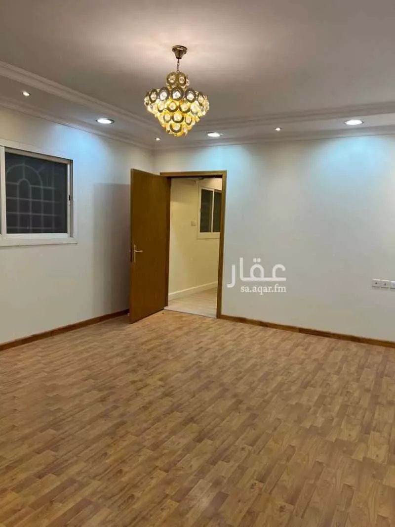 فيلا 4 غرف في المروج 15