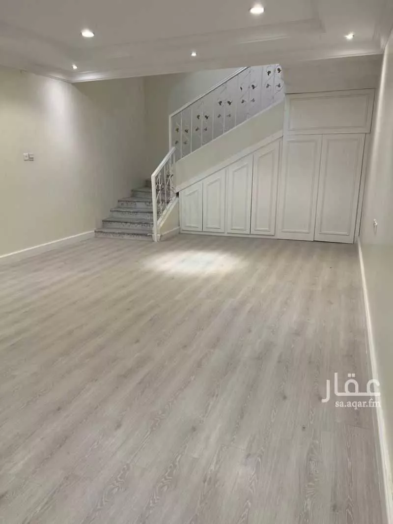 فيلا 4 غرف في المروج 20