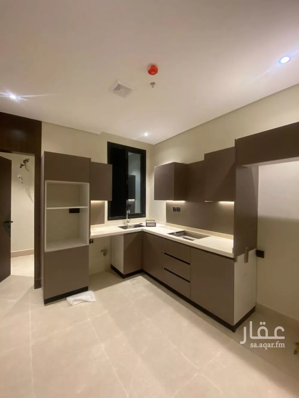 5 bedroom apartment in Ash Shulah 7