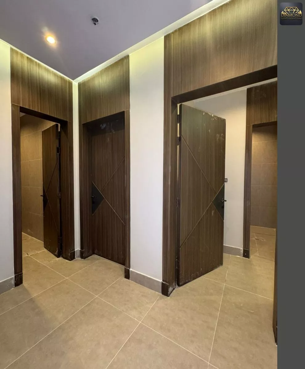 5 bedroom apartment in Ash Shulah 11