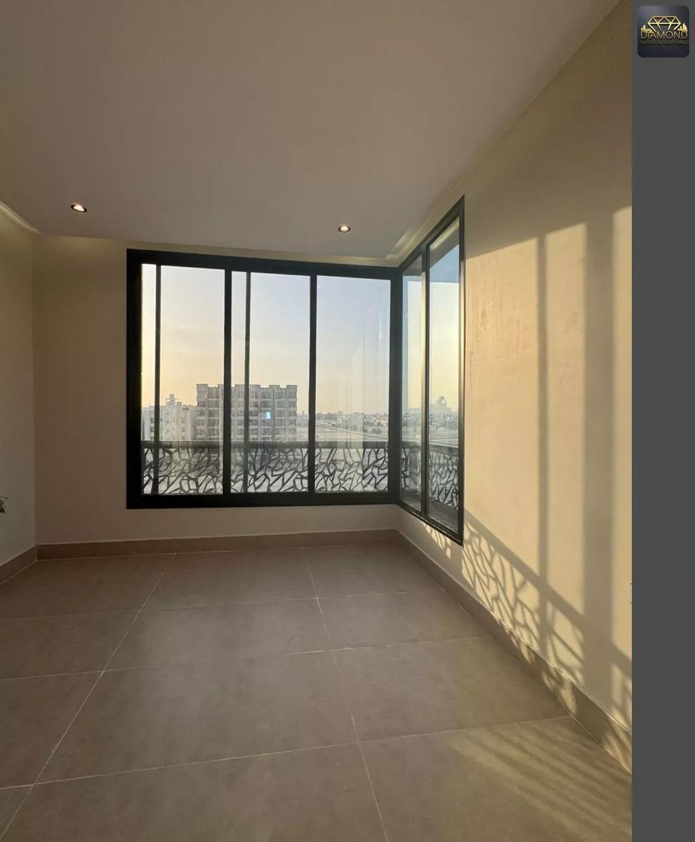 5 bedroom apartment in Ash Shulah 7