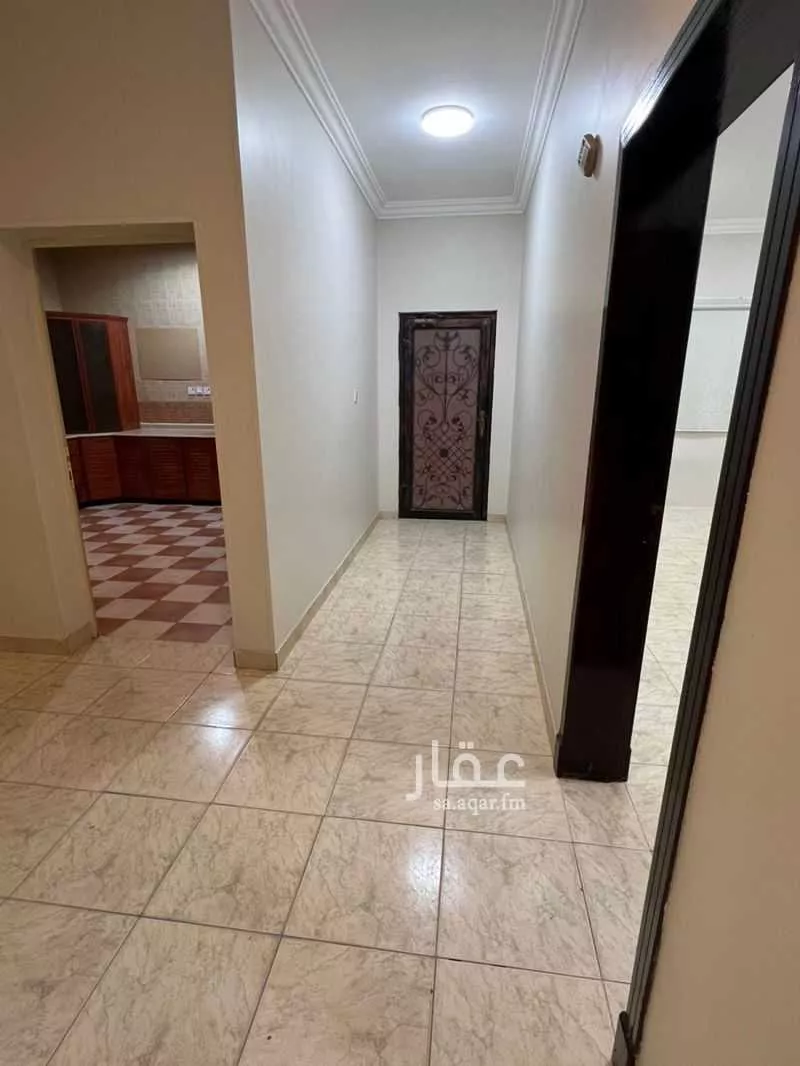 شقة 4 غرف في احد 6
