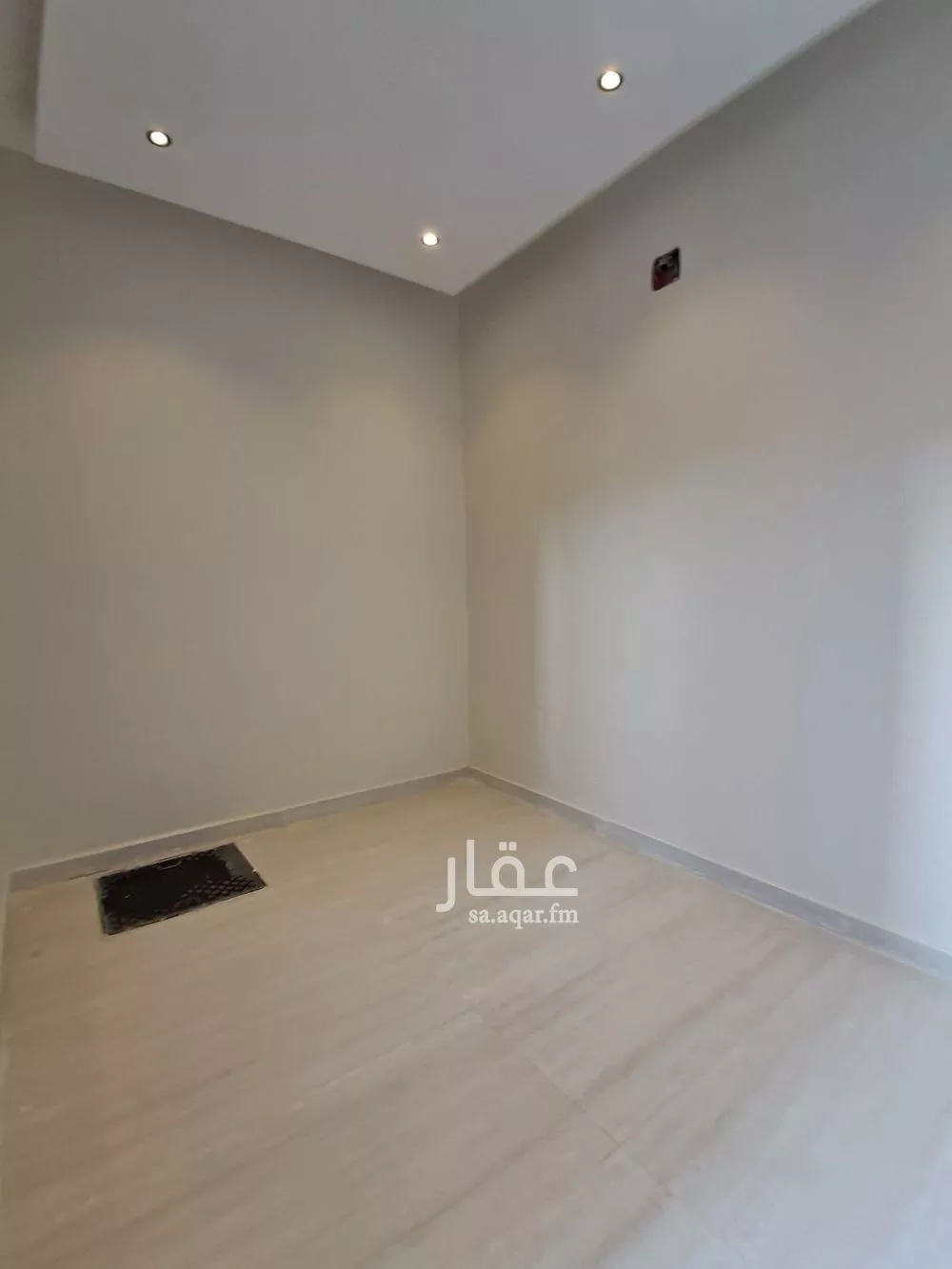 فيلا 5 غرف في الحزم 11