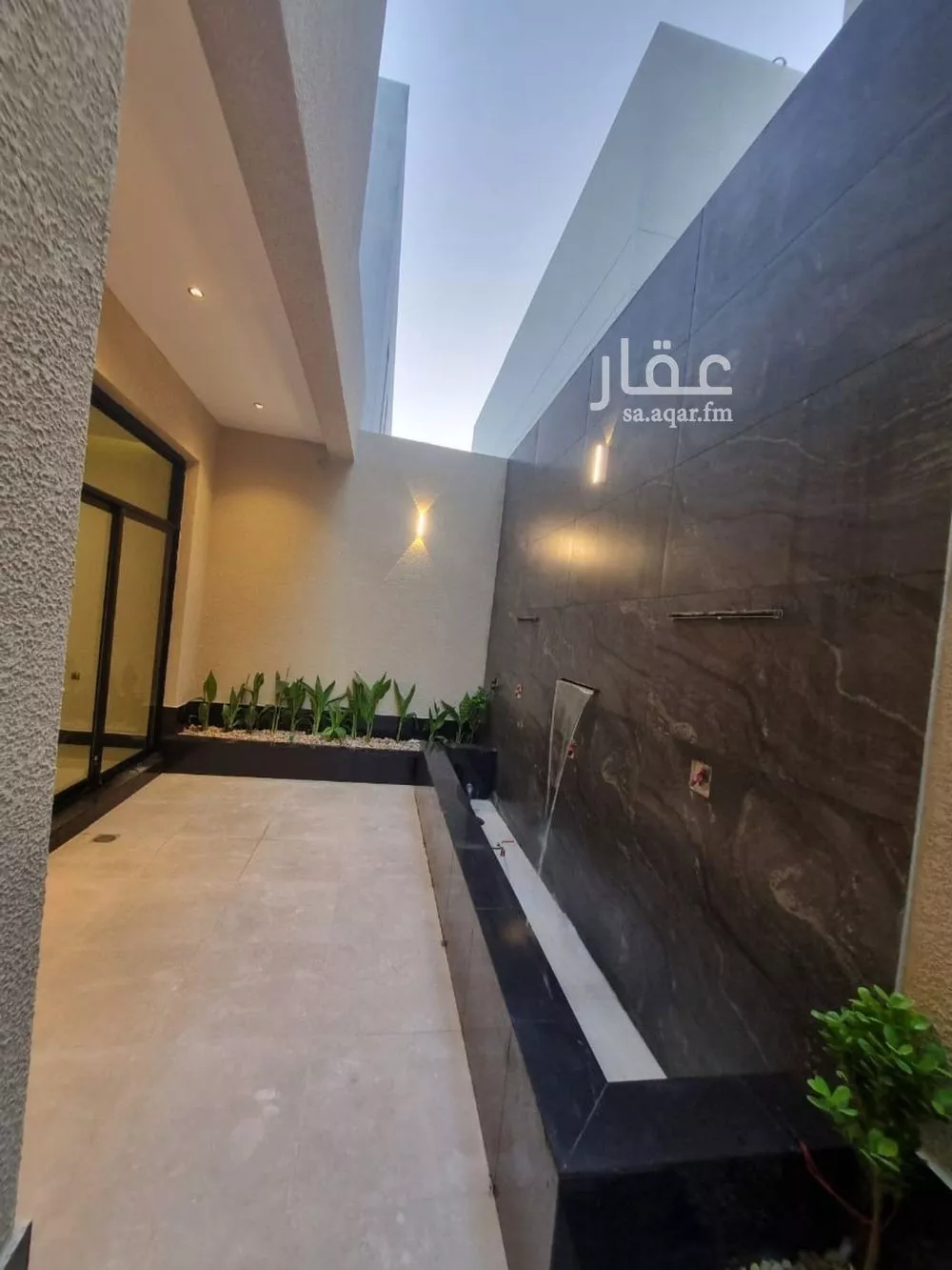 فيلا 5 غرف في النرجس 9