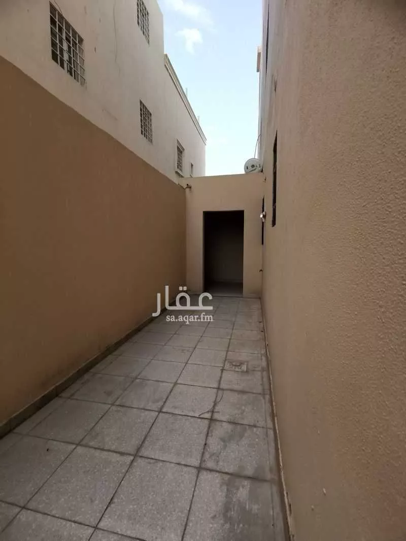 7 bedroom apartment in Dhahrat Namar 3