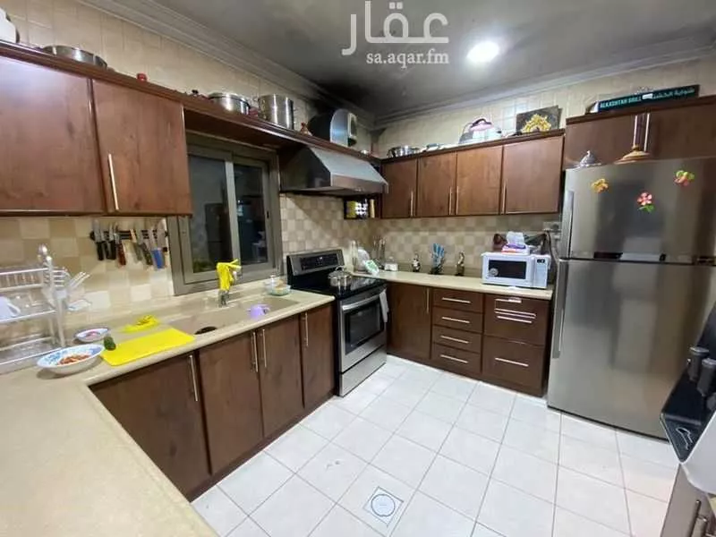 4 bedroom villa in East Beach 16