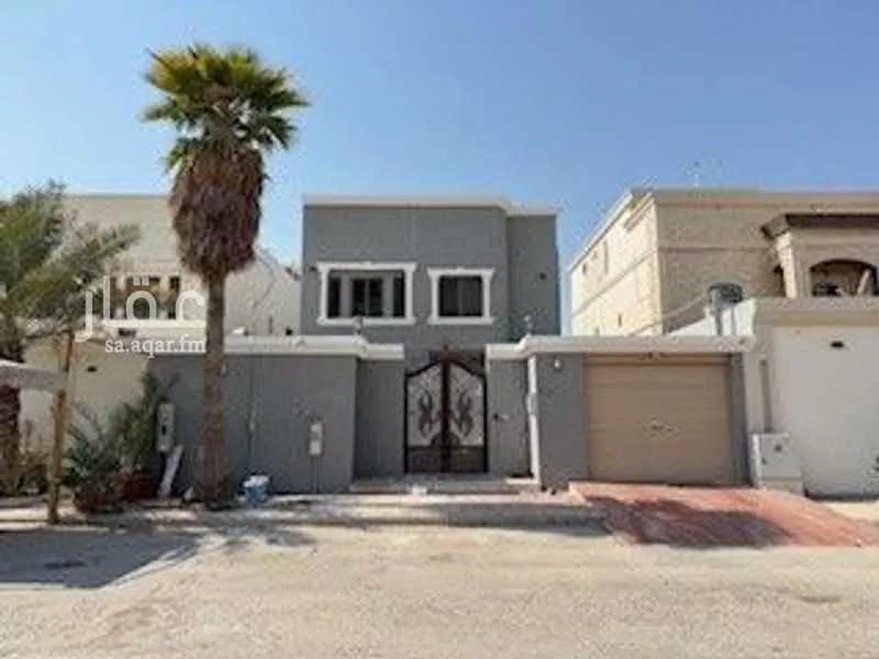4 bedroom villa in East Beach 17