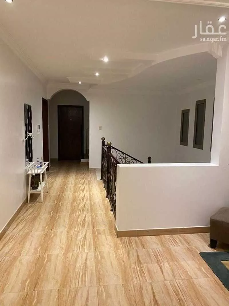 4 bedroom villa in East Beach 5