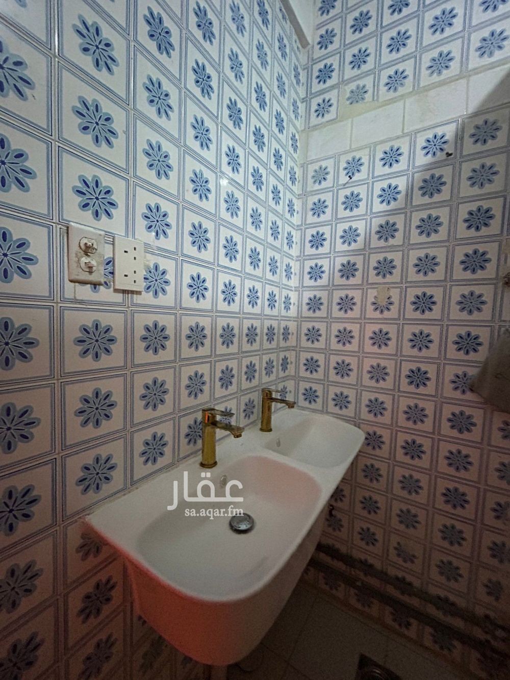11 bedroom building in Ibn Khaldun, Eastern Province 14