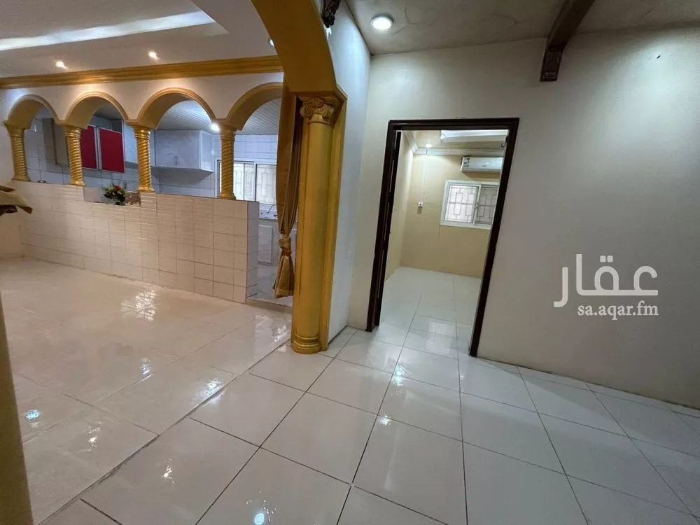 عمارة 325 م² في ابن خلدون 12