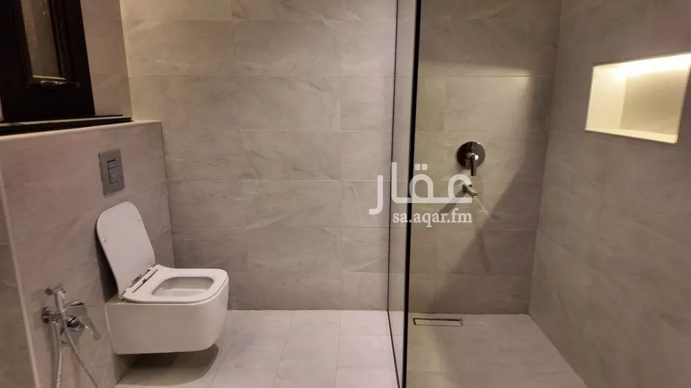 7 bedroom villa in Al Malaz 14