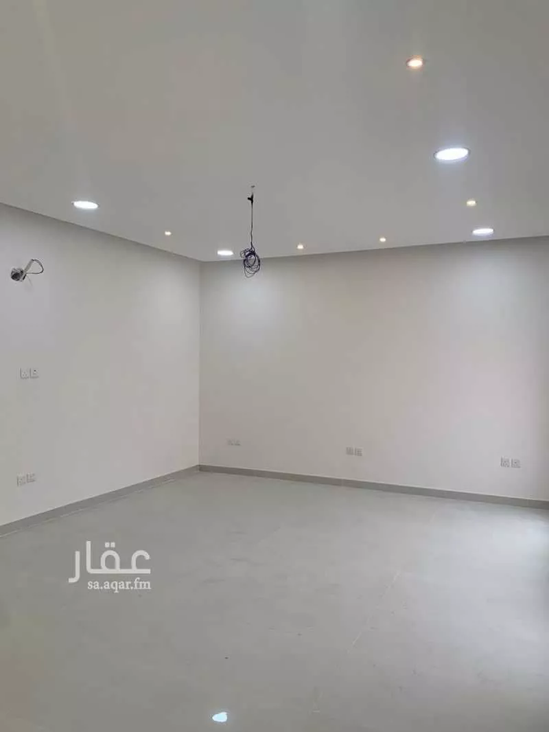 5 bedroom villa in Uhud 2
