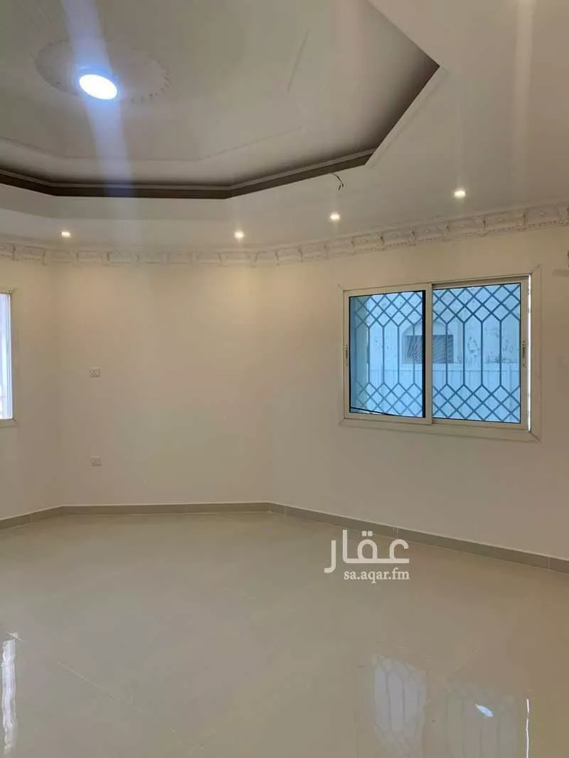 5 bedroom villa in Uhud 11