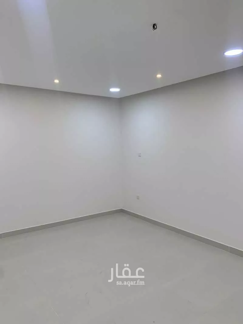 5 bedroom villa in Uhud 9