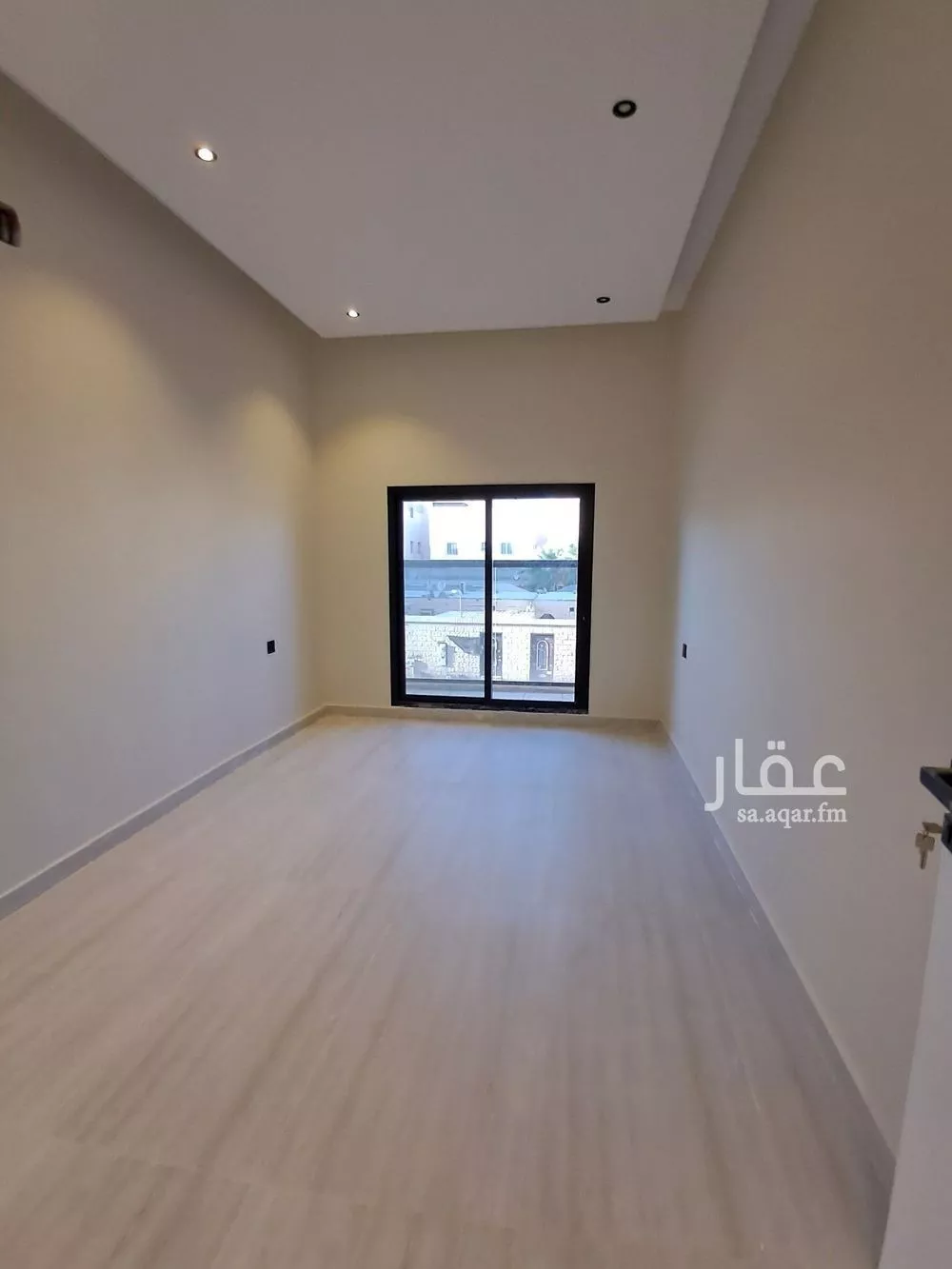 فيلا 4 غرف في الحزم 11