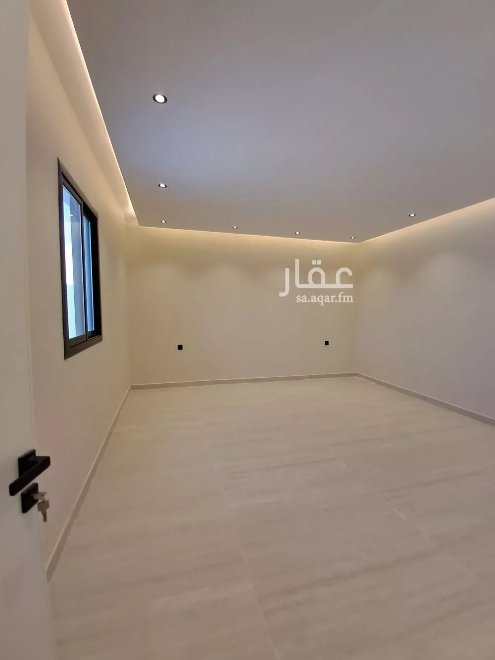 فيلا 4 غرف في الحزم 4