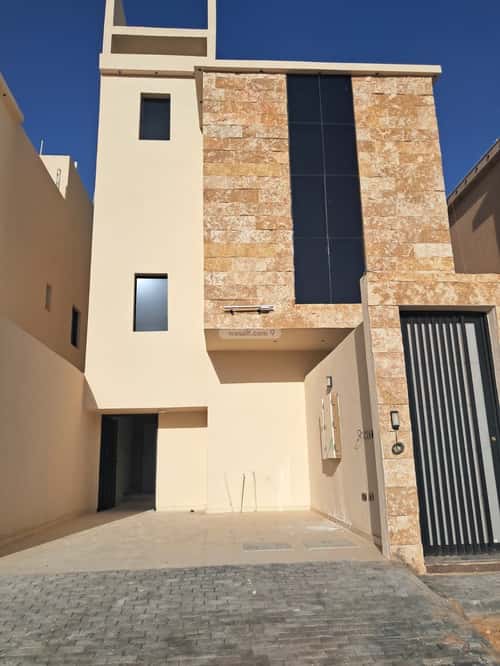 4 bedroom floor in Al Awali 2