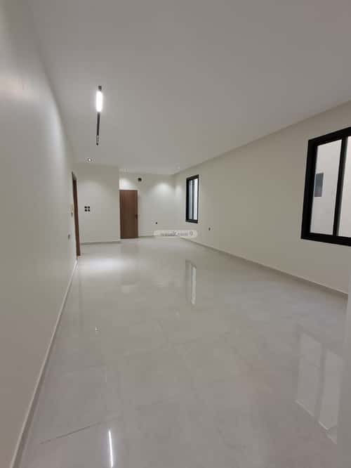 6 bedroom floor in Tuwaiq 8