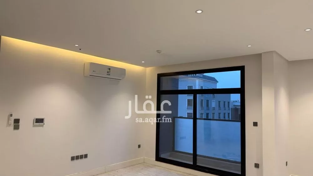 3 bedroom apartment in Al Malqa 12