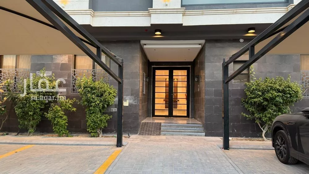 3 bedroom apartment in Al Malqa 13