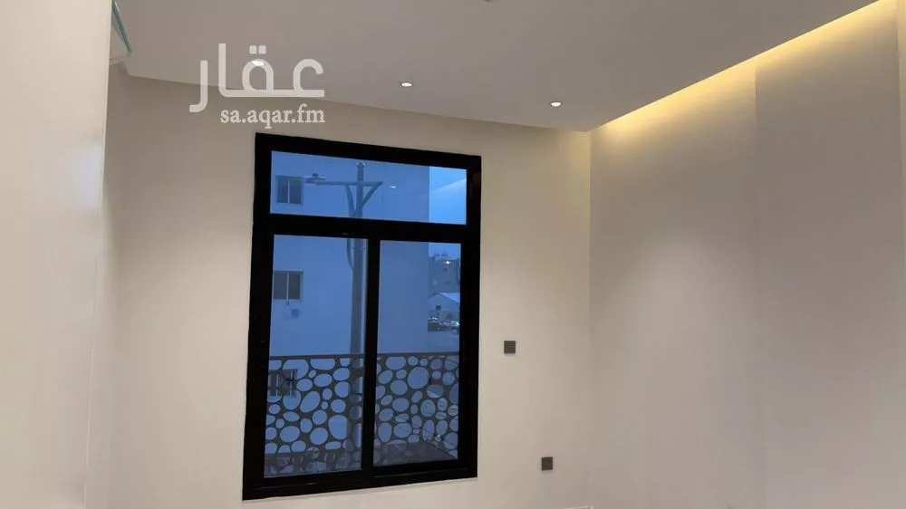 3 bedroom apartment in Al Malqa 3