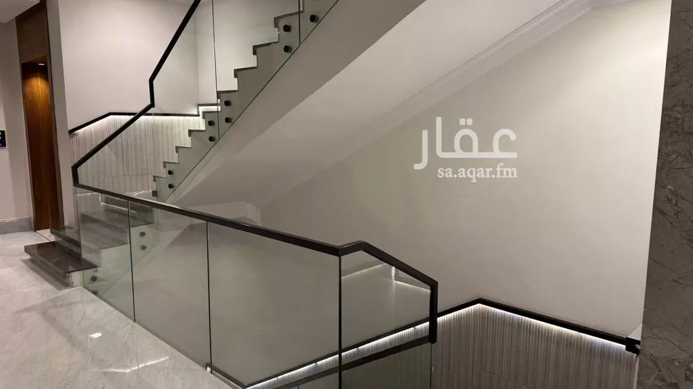 3 bedroom apartment in Al Malqa 4