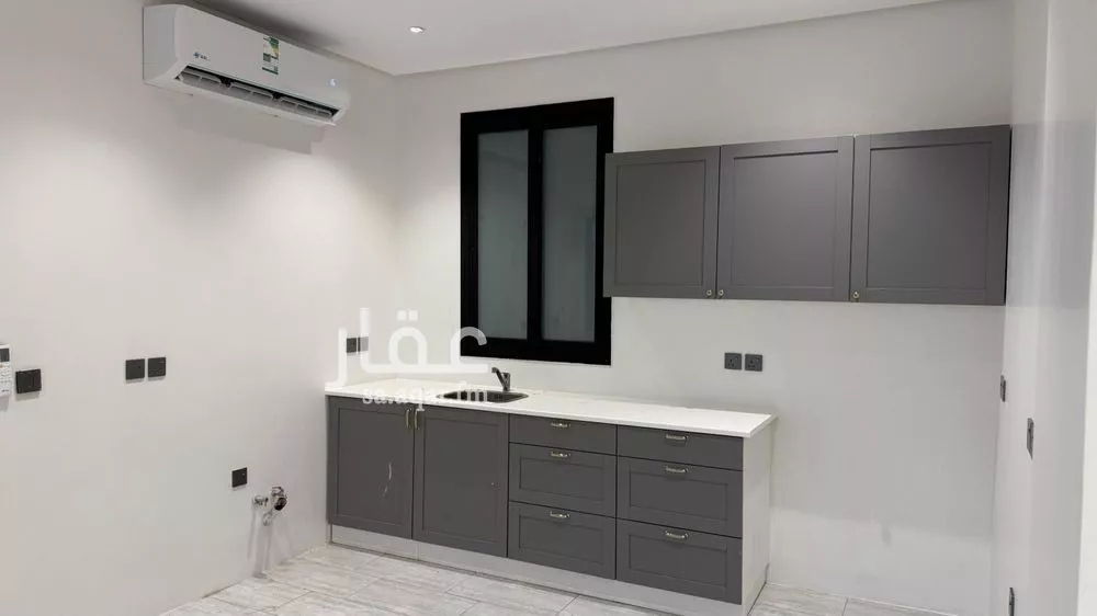 3 bedroom apartment in Al Malqa 9