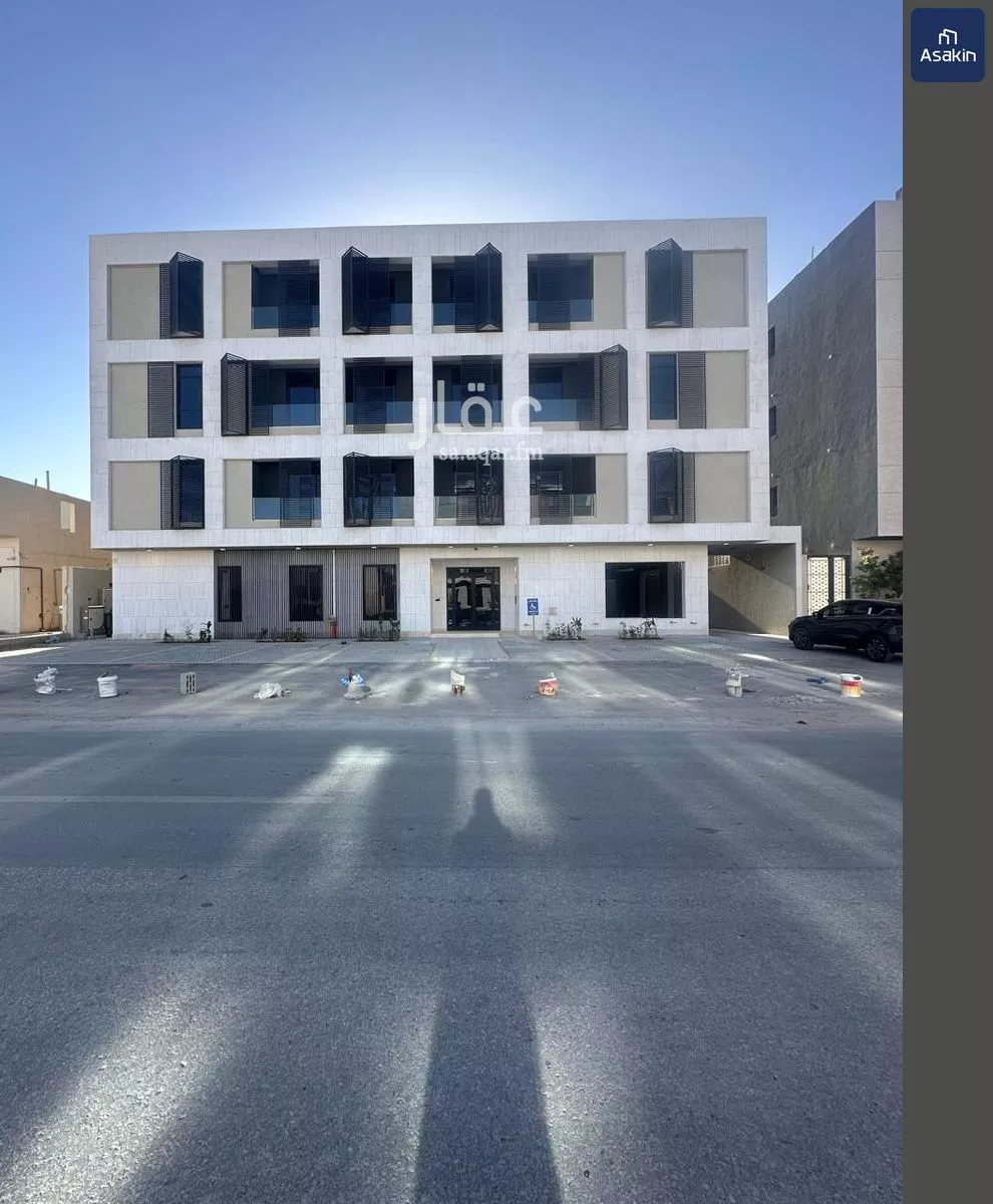 عمارة 900 م² في النرجس 8