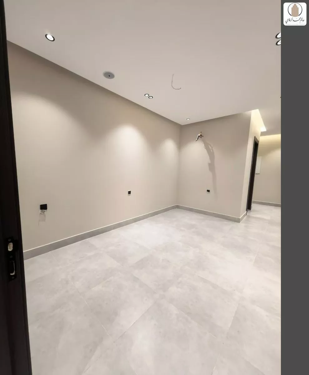 3 bedroom apartment in Al Bawadi 5