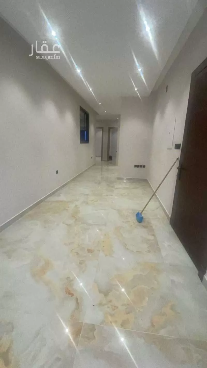 عمارة 500 م² في الزهرة 20