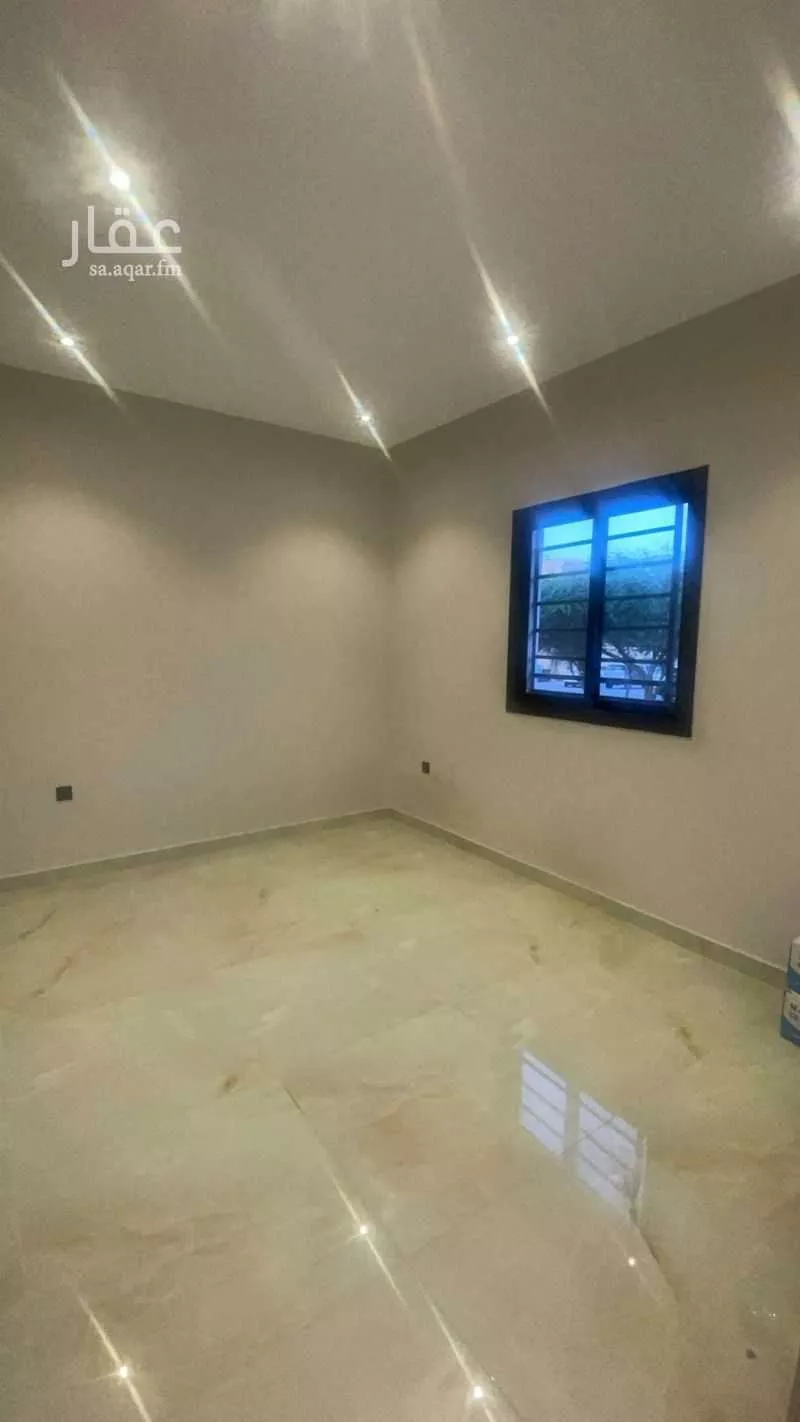 عمارة 500 م² في الزهرة 4