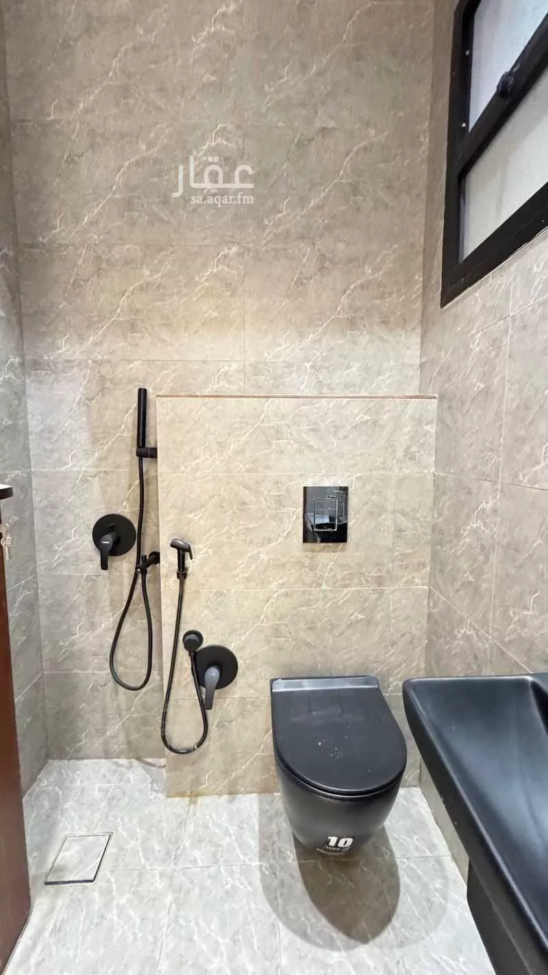 4 bedroom apartment in Al Munsiyah, Riyadh 15