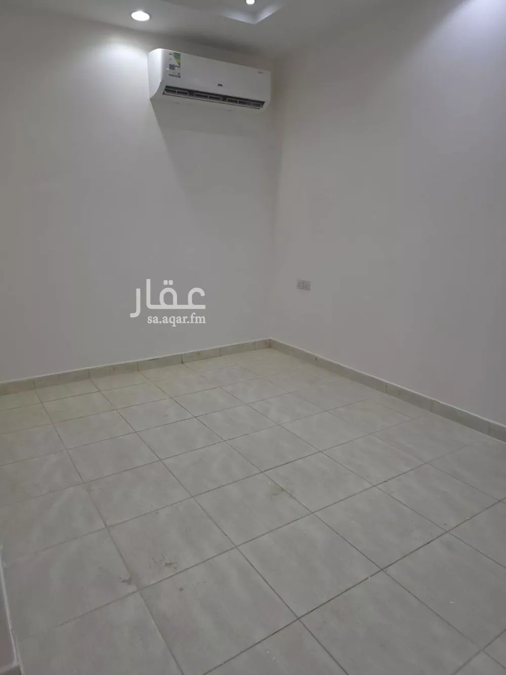 3 bedroom floor in Al Qairawan 2