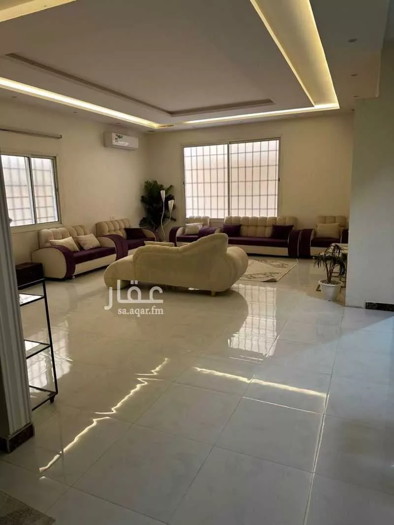 4 bedroom villa in Al Janadriyah 4