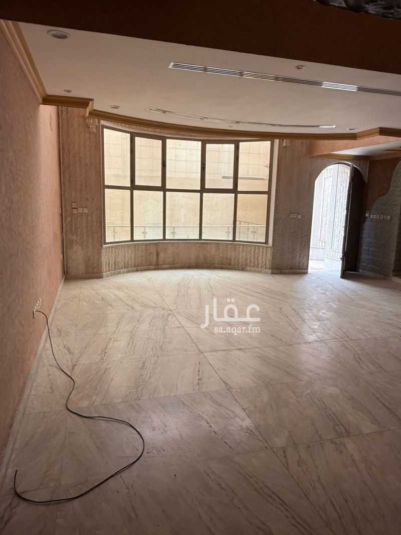 8 bedroom villa in Al Wadi, Riyadh