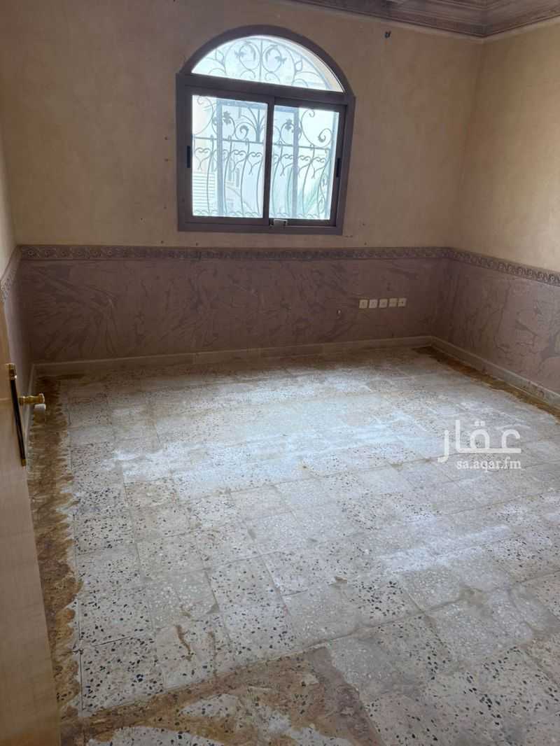 8 bedroom villa in Al Wadi, Riyadh 2