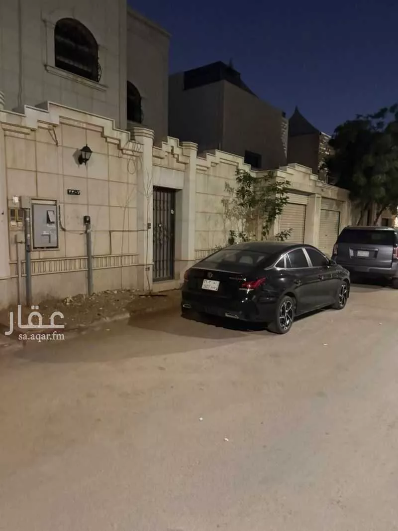 فيلا 8 غرف في الوادي 4
