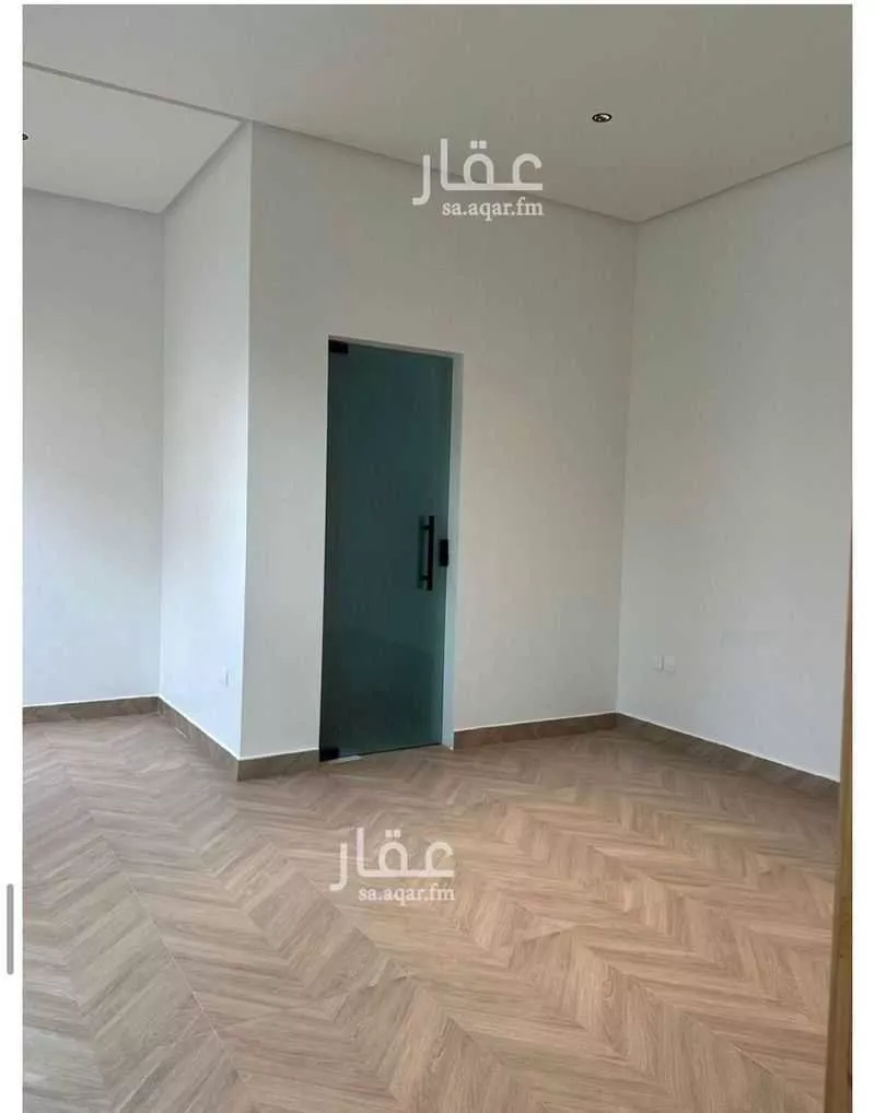 فيلا 4 غرف في المهدية 13