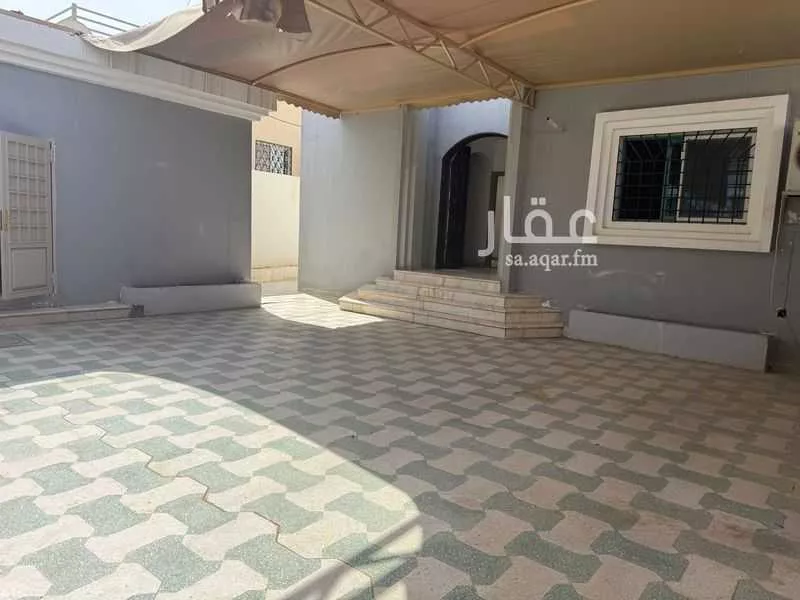 6 bedroom villa in At Taawon 2