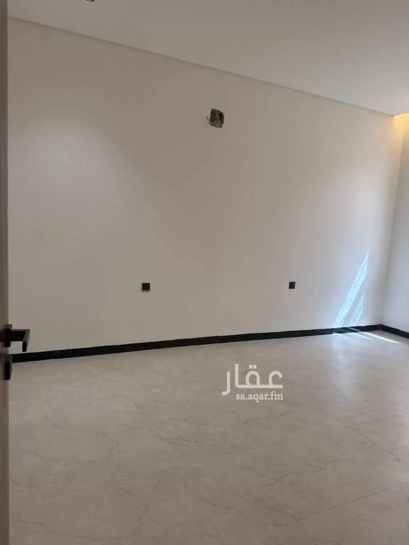 فيلا 3 غرف في الجنادرية 8