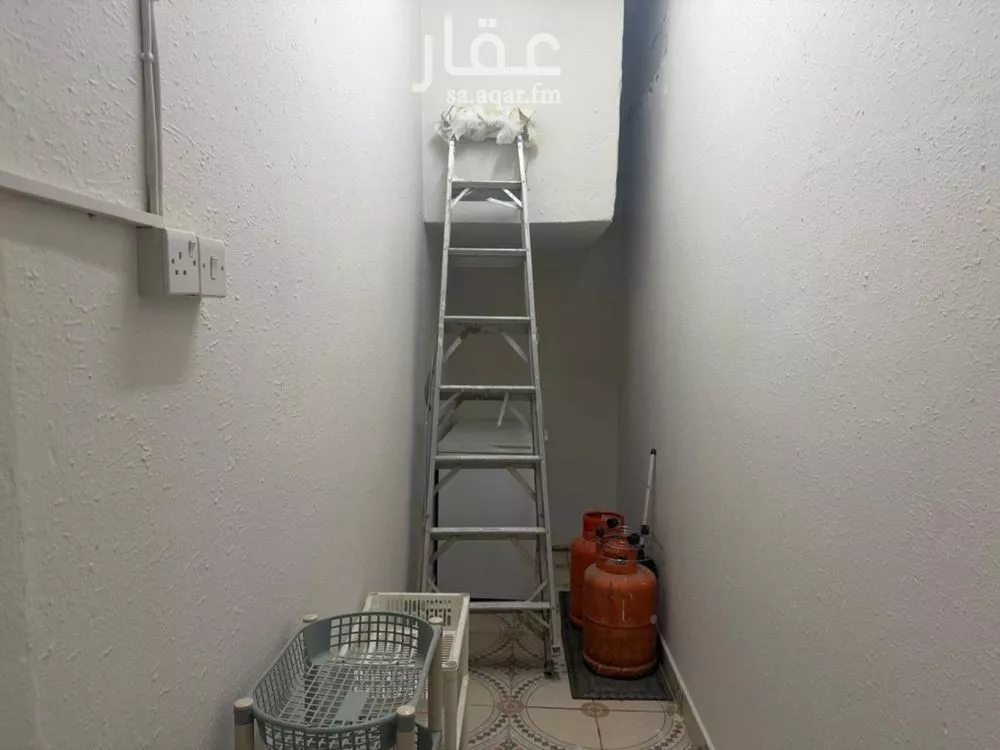 فيلا 4 غرف في الرمال 3