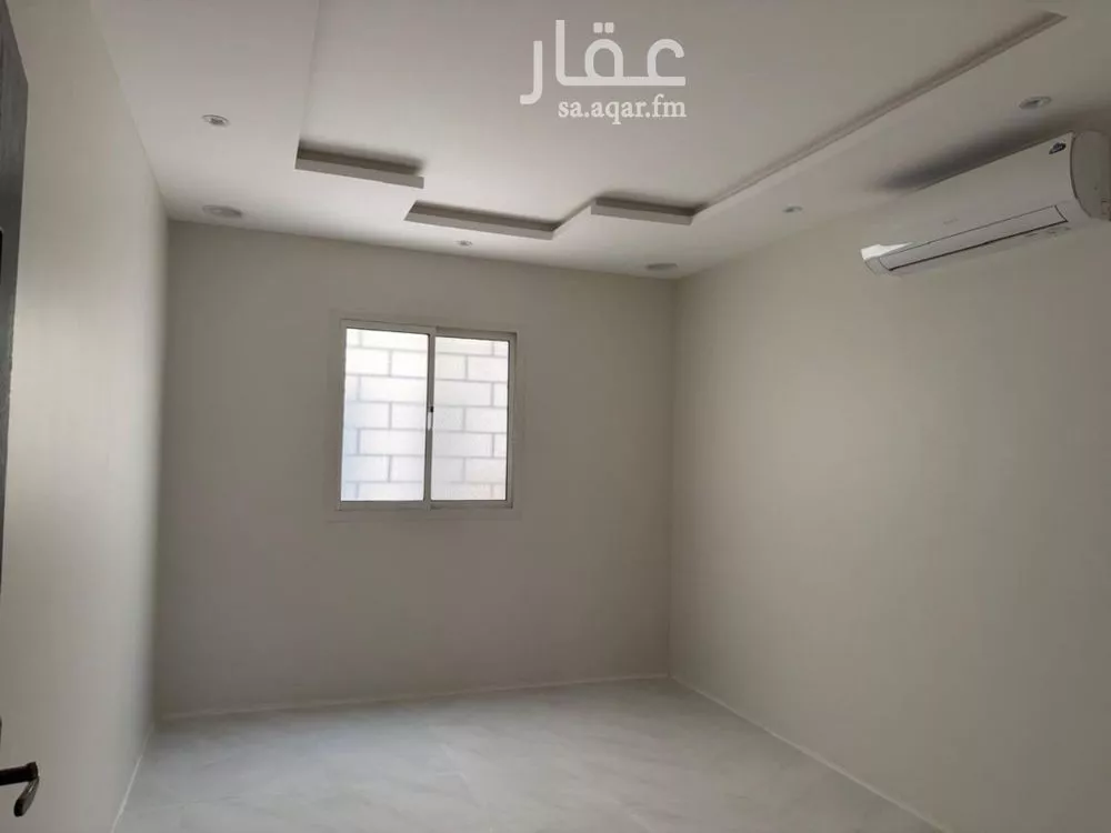 فيلا 4 غرف في الرمال 30